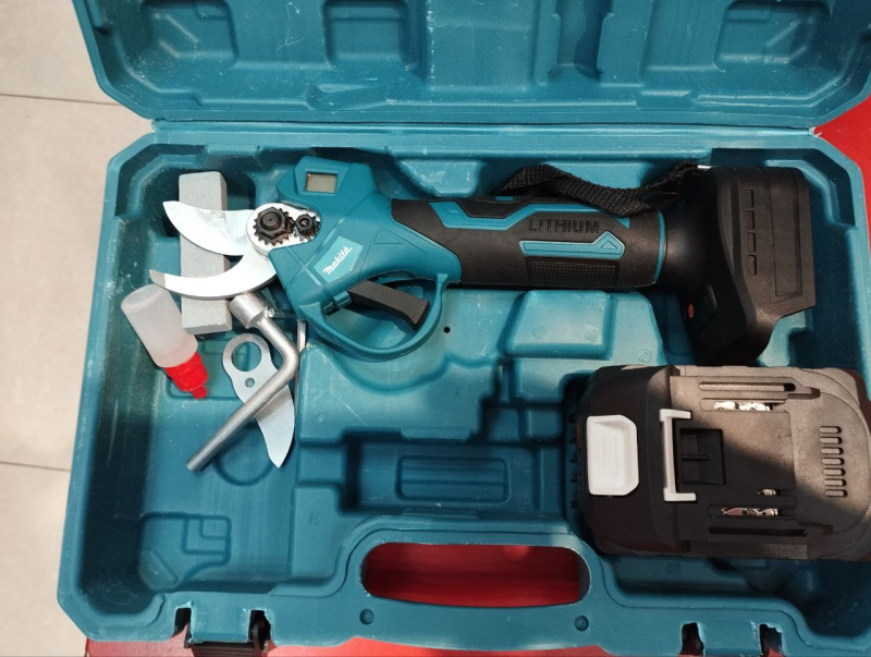 Вырубные ножницы  21V