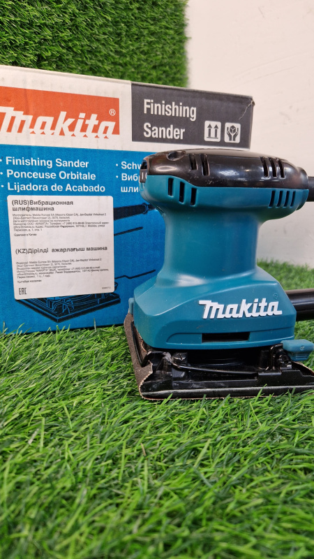 Шлифмашинка Makita BO4557