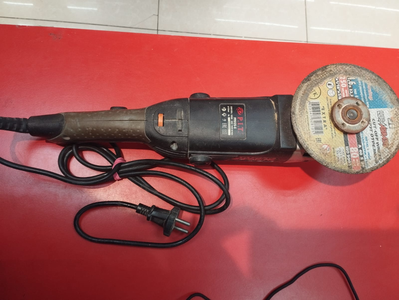 Болгарка P.I.T. Не указана