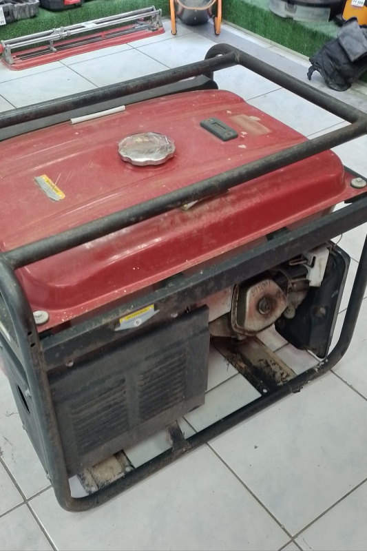 Бензогенератор Elitech БЭС 6500