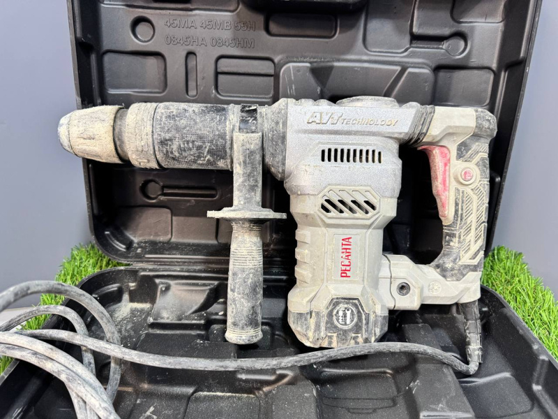 Отбойный молоток Ресанта ом-1600м