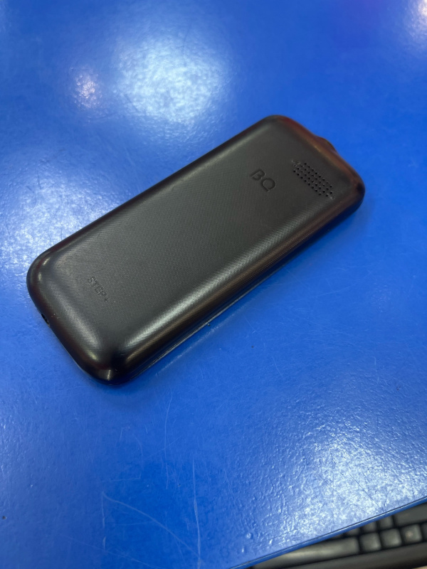 Мобильный телефон BQ 1805 Step