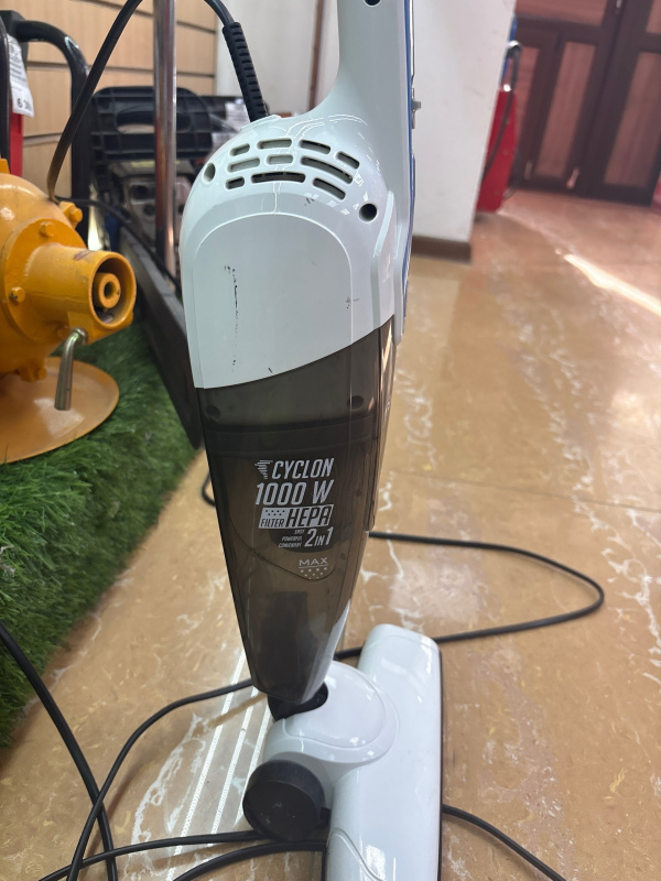 Пылесос DEXP M-1000V