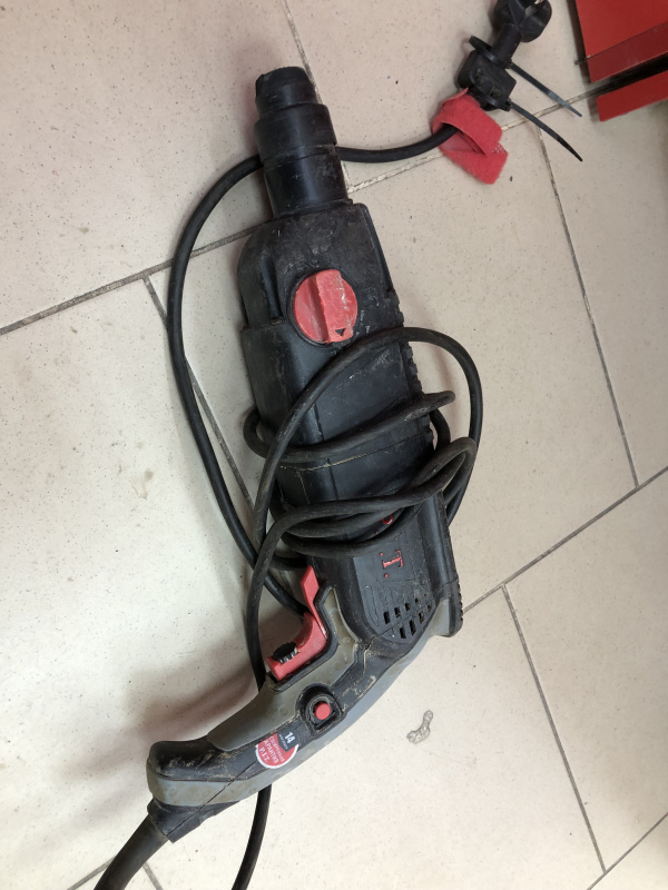 Перфоратор P.I.T. pbh24