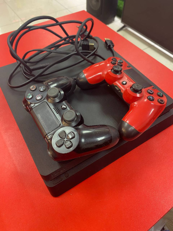 Игровая приставка Sony playstation 4 slim
