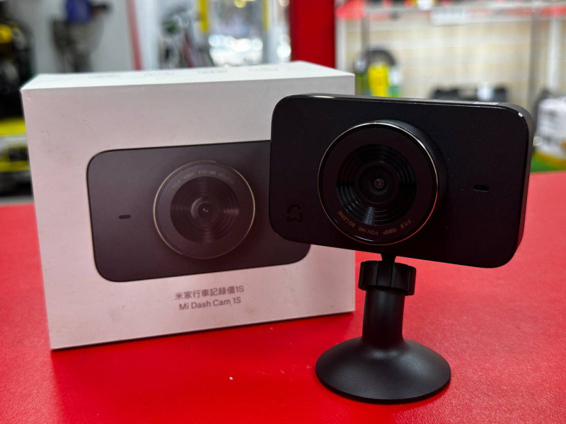 Видеорегистратор Xiaomi Mi Dash Cam 1S