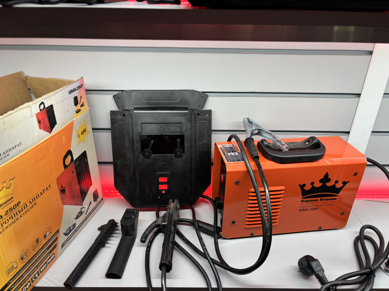 Сварочный аппарат - инвертор ММА Viking ММА 250 Pro