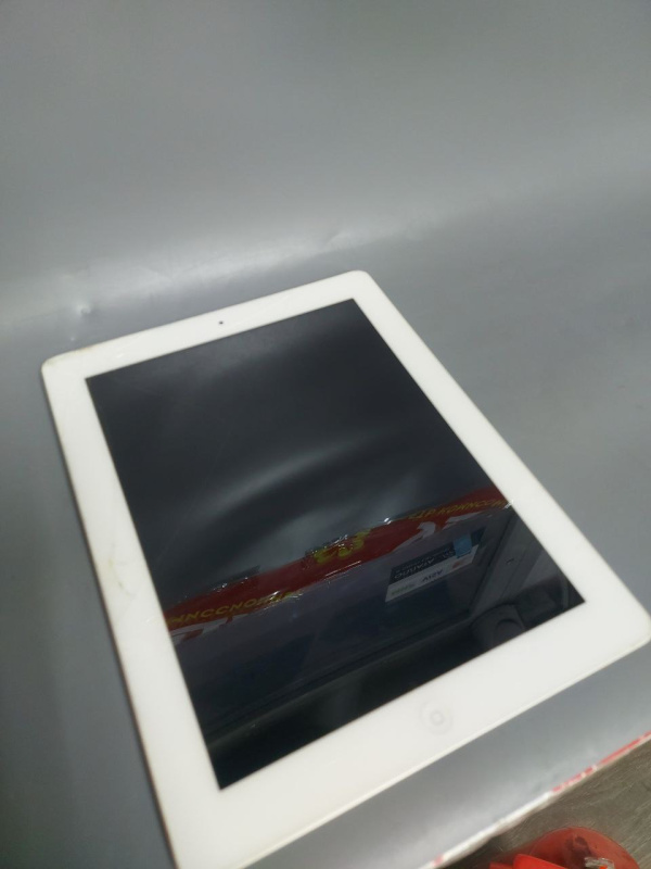 Планшет Apple iPad 2