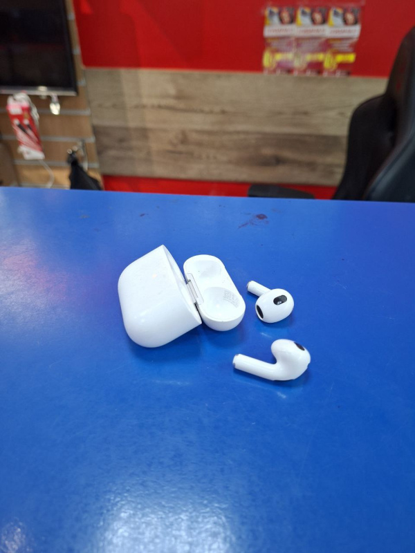 Наушники Apple 4