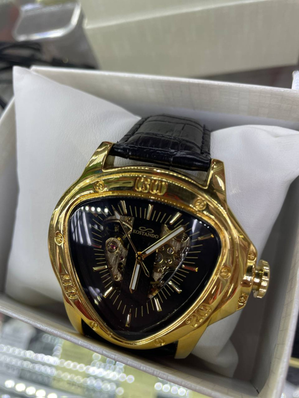 Часы наручные Koshin .