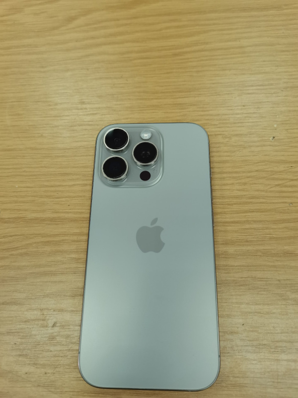 Мобильный телефон Apple iPhone 16 Pro