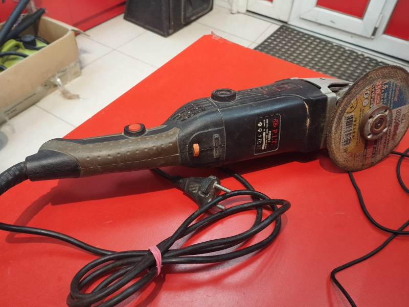 Болгарка P.I.T. Не указана