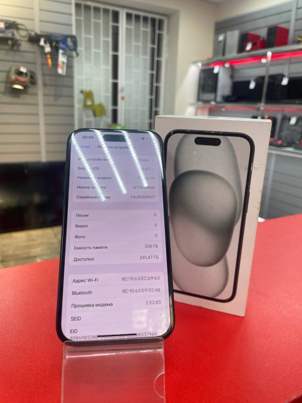 Мобильный телефон Apple iPhone 15