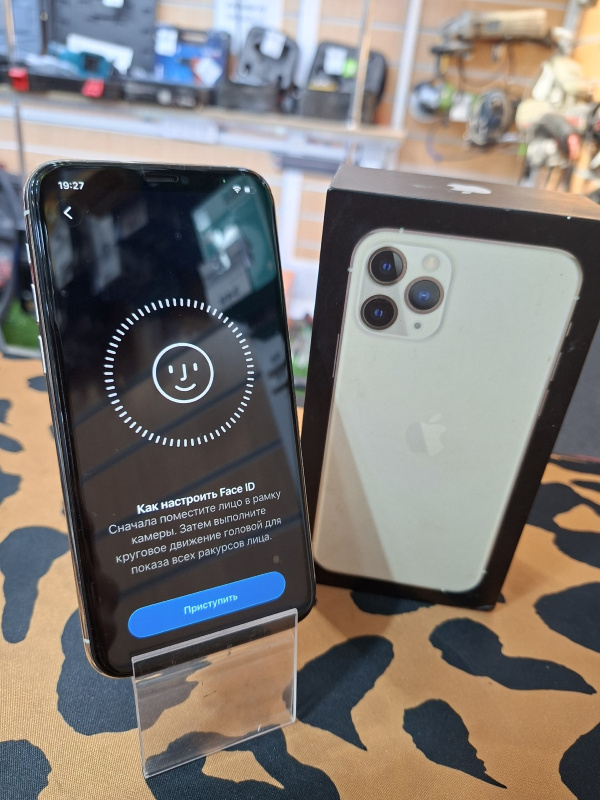 Мобильный телефон Apple iPhone 11 Pro