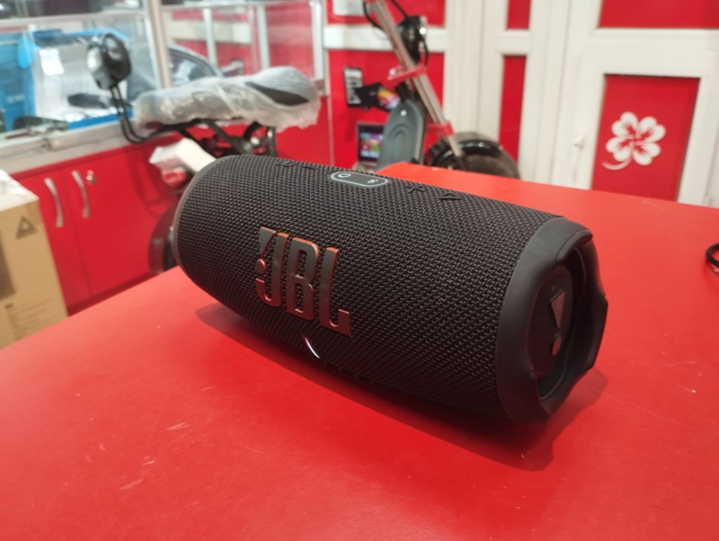 Колонки Портативная колонка JBL CHARGE 5