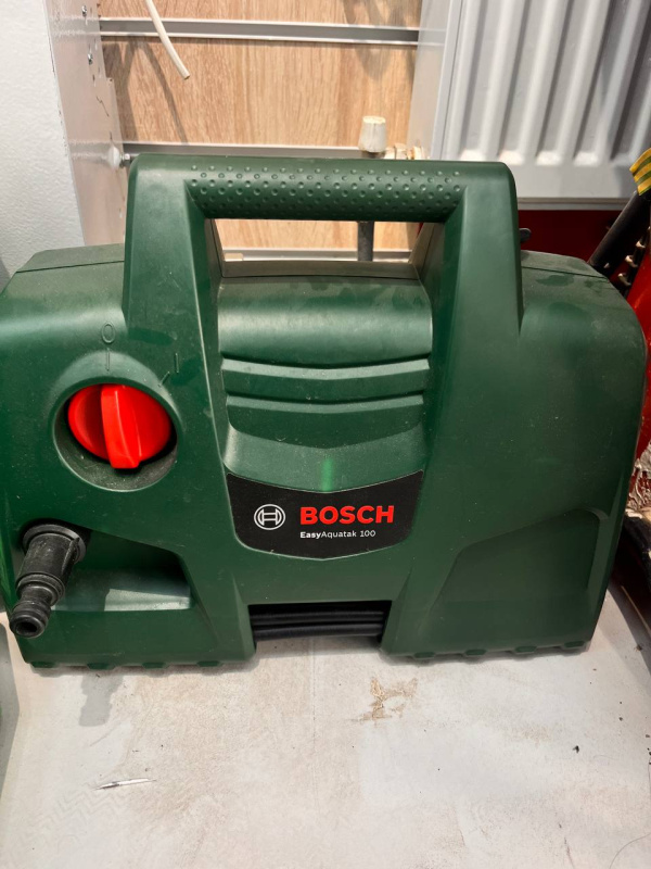 Мойка высокого давления Bosch easy augatek 100