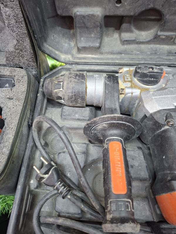 Перфоратор Dnipro-M ПЭ-32128Б