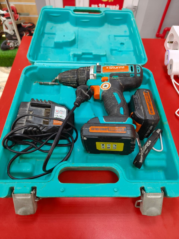 Шуруповерт Sturm! CD3212L