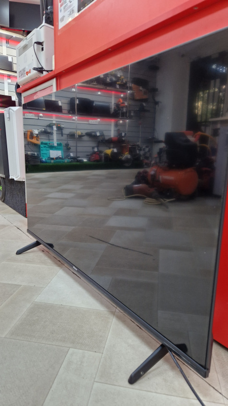 Телевизор Hisense 43E7HQ