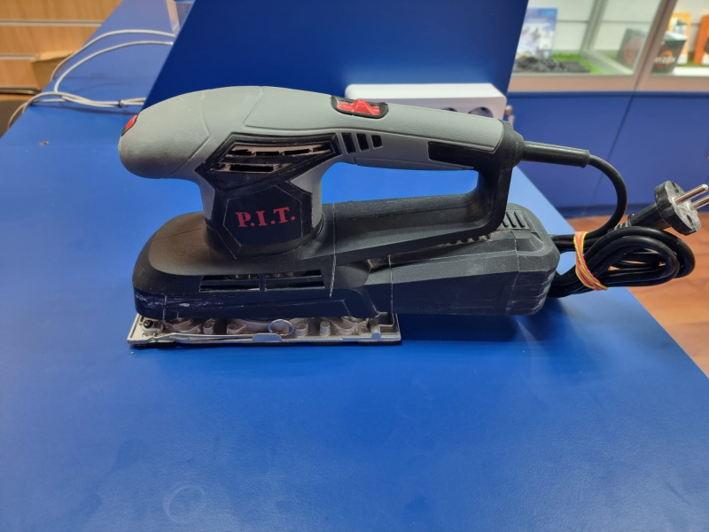 Шлифмашинка P.I.T. PSP300-C