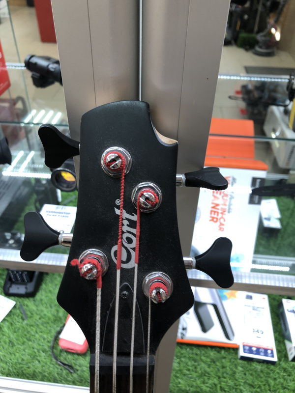 Басс гитара Cort action dlx