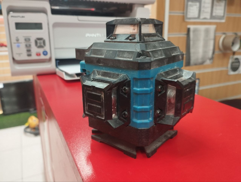 Лазерный уровень Makita 4D16 G