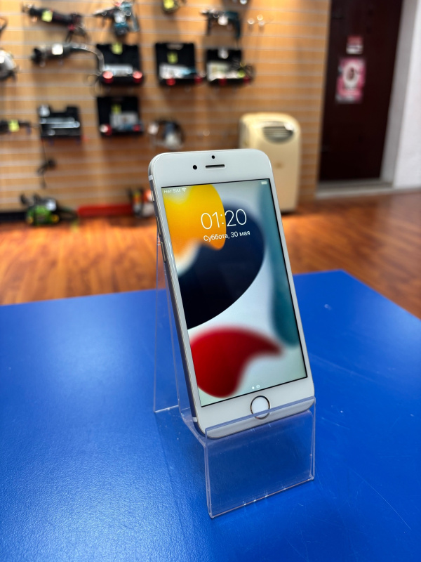 Мобильный телефон Apple iPhone 6s